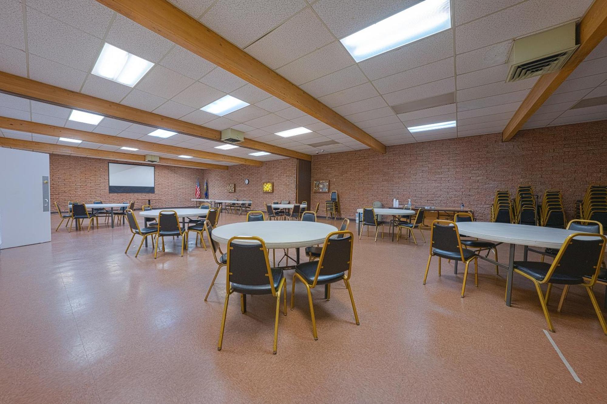 Oyo Hotel St Helens Or Сейнт Хелънс Екстериор снимка