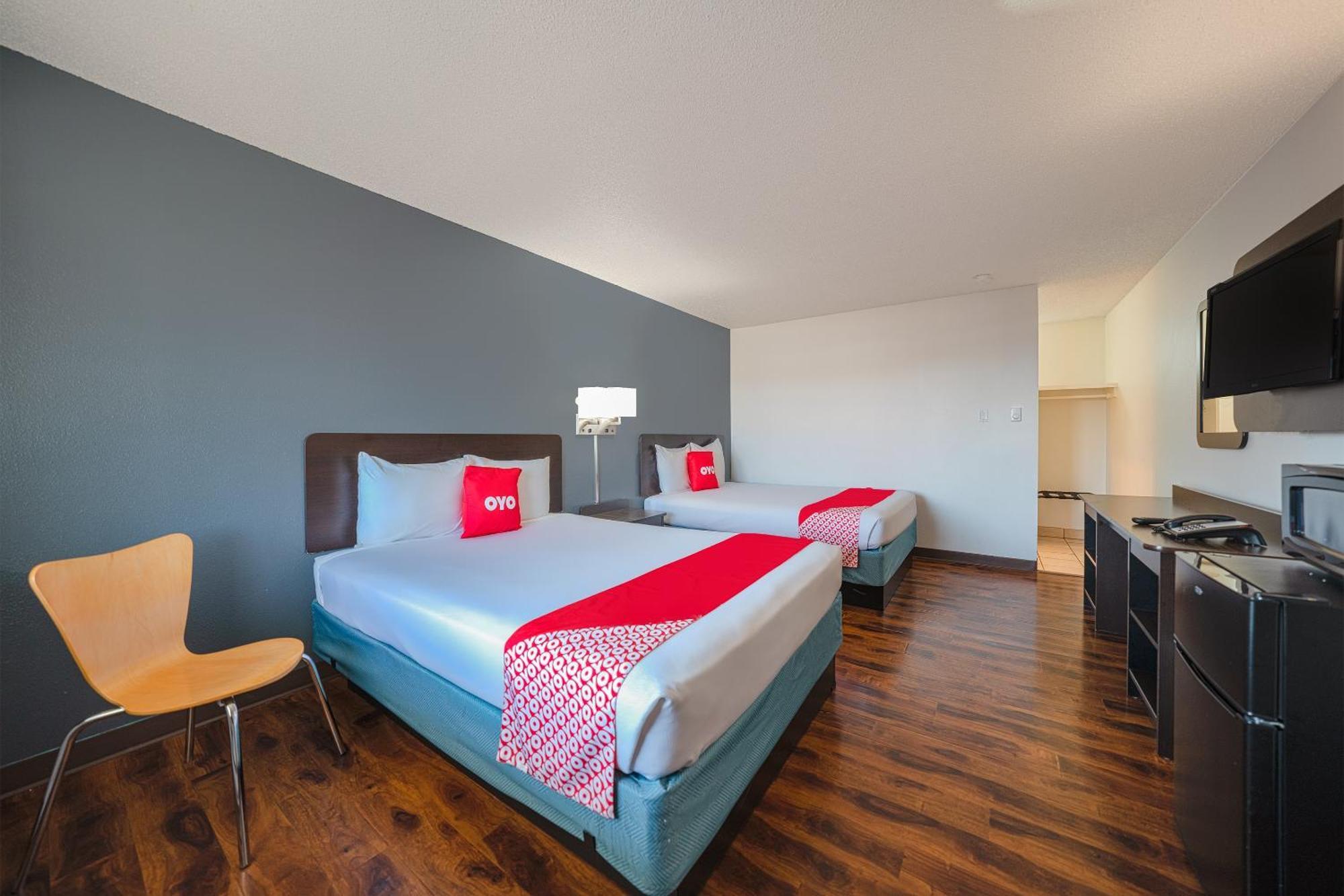 Oyo Hotel St Helens Or Сейнт Хелънс Екстериор снимка